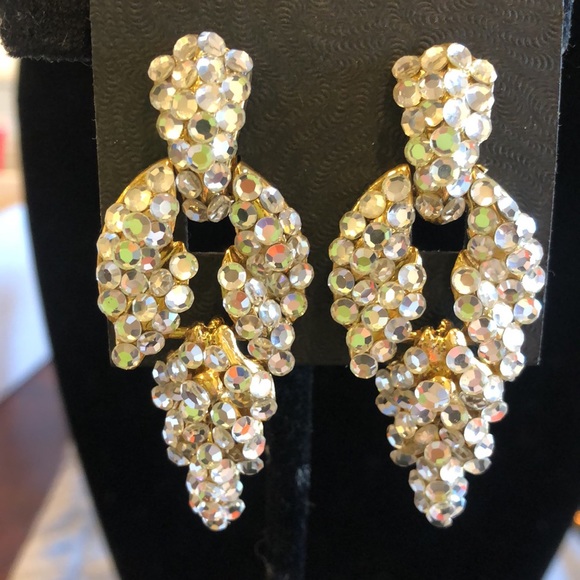 Stunning Crystal Vintage Earrings-Boutique - Picture 2 of 4
